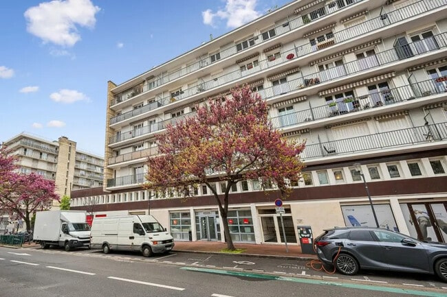 Location Bureaux 680 m²