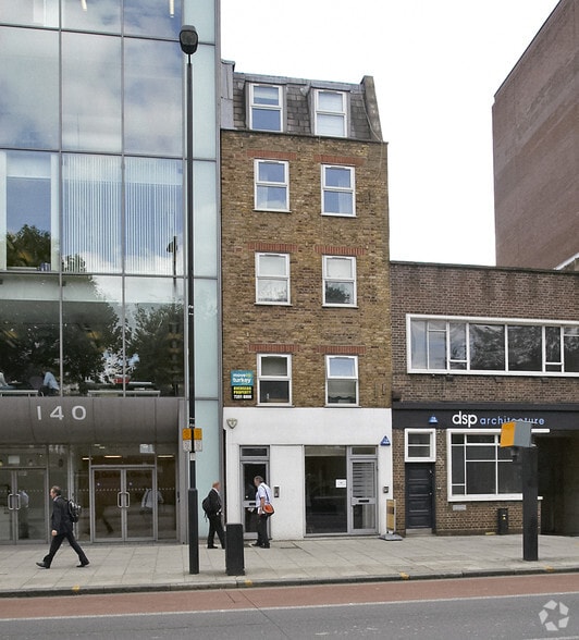 Old St, London to rent - Building Photo - Image 3 of 14