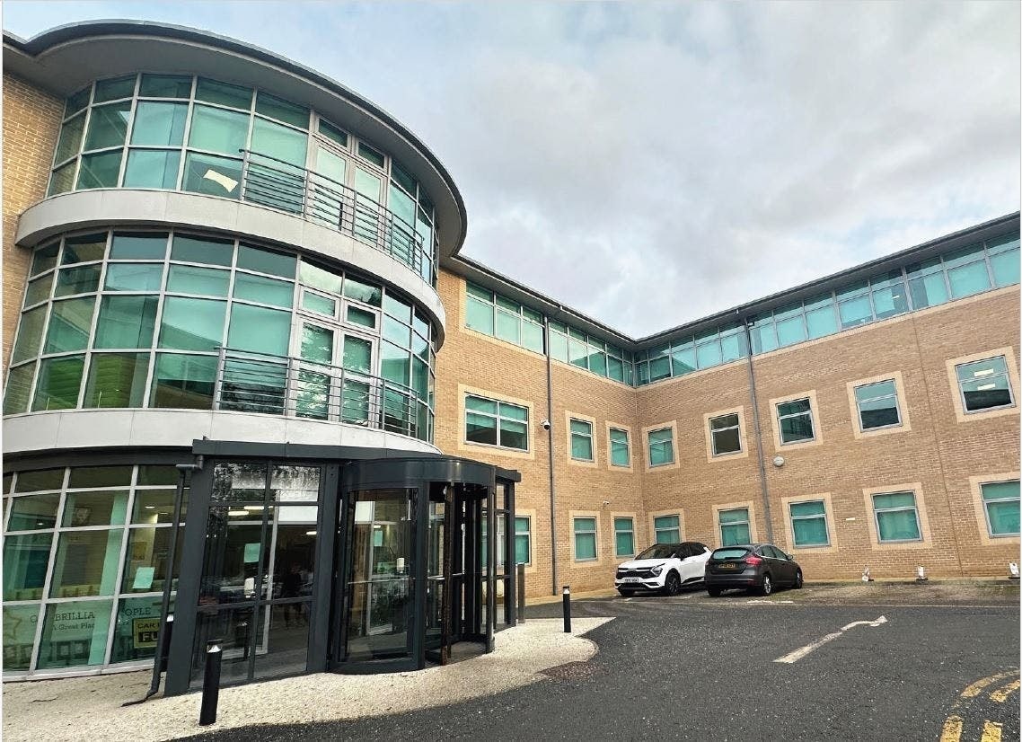 Clifton Park Ave, York to rent Building Photo- Image 1 of 3