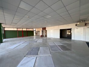 Bicester Rd, Aylesbury to rent Interior Photo- Image 2 of 6