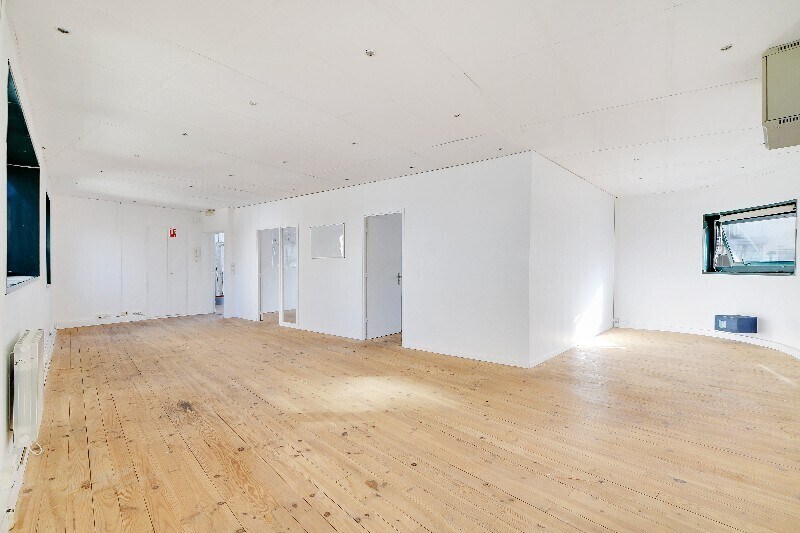 Office in Boulogne-Billancourt to rent Interior Photo- Image 1 of 13