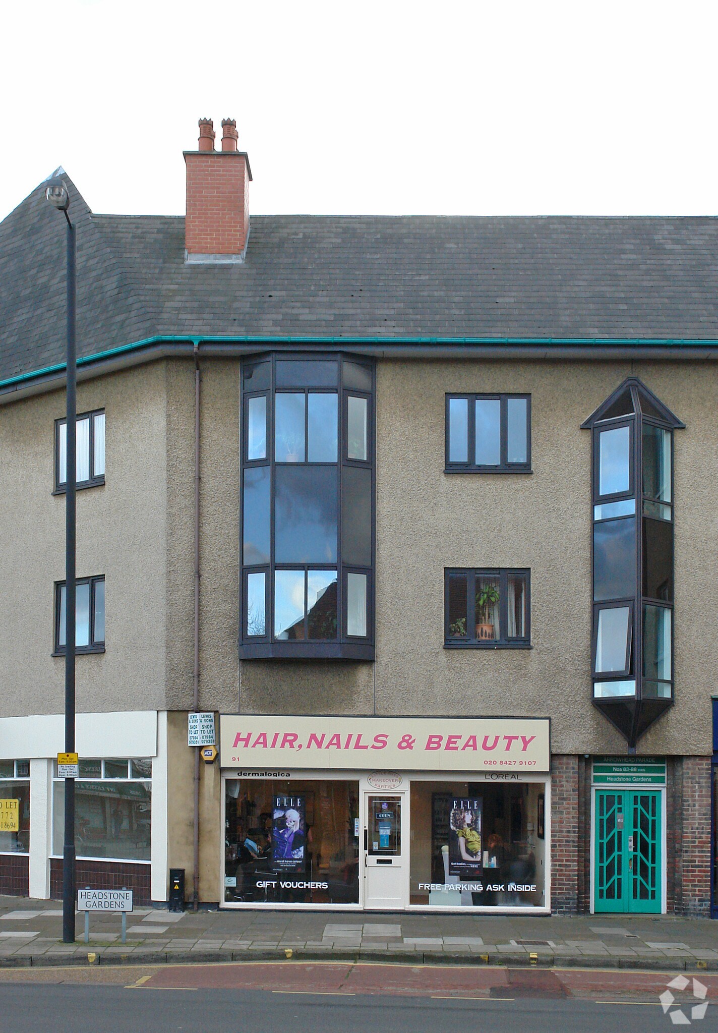 91 Headstone Gdns, Harrow for sale Primary Photo- Image 1 of 1