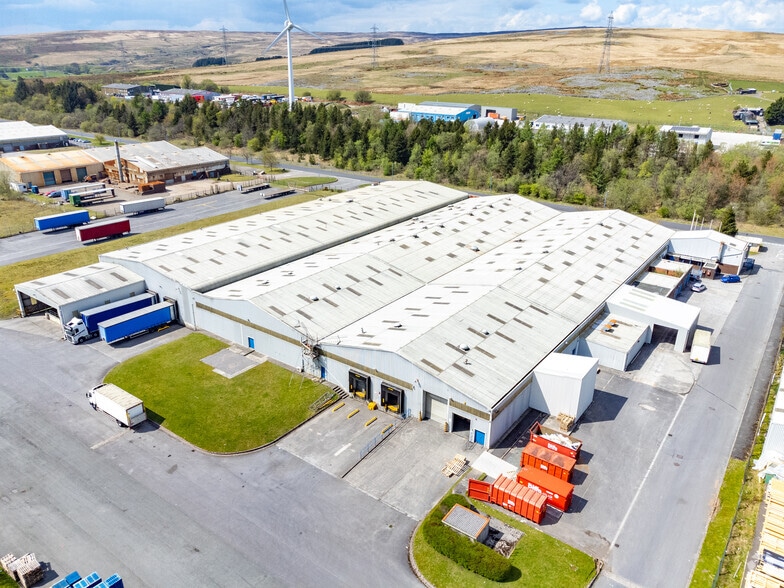 Tafarnaubach Industrial Estate, Tredegar to rent - Primary Photo - Image 1 of 1