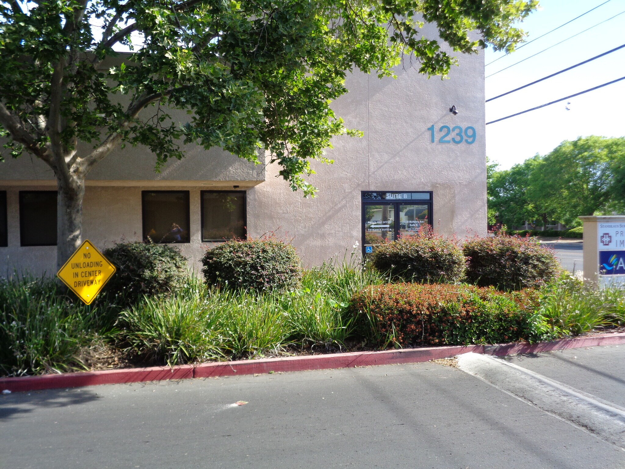 1239 McHenry Ave, Modesto, CA for sale Primary Photo- Image 1 of 1
