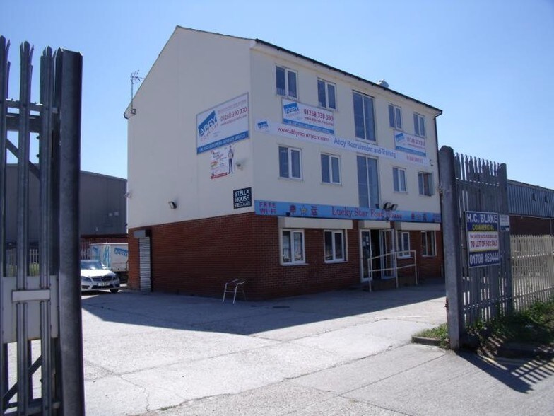 Luckyn Ln, Basildon for sale - Primary Photo - Image 1 of 1