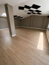 Retail in Alcalá de Henares, Madrid to rent Interior Photo- Image 2 of 4