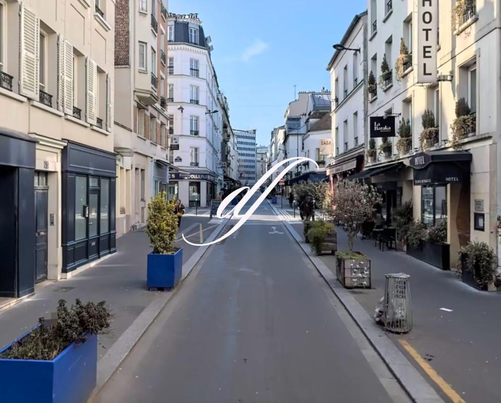 Retail in Paris for sale Building Photo- Image 1 of 2
