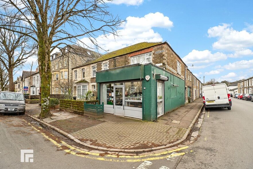 115 Severn Grove, Cardiff for sale - Primary Photo - Image 1 of 9