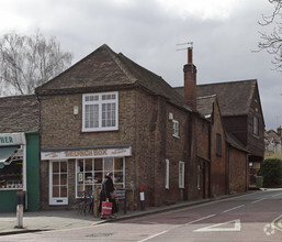 2 High St, Kings Langley for sale Primary Photo- Image 1 of 1