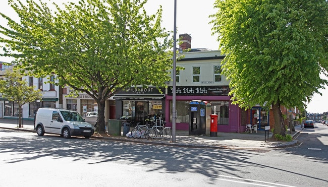 More details for 153 Heath Rd, Twickenham - Retail for Sale