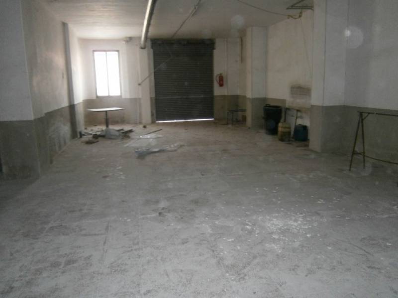 Retail in MONÒVER for sale Interior Photo- Image 1 of 4