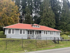 28901 NE Carnation Farm Rd, Carnation, WA for rent Primary Photo- Image 1 of 2