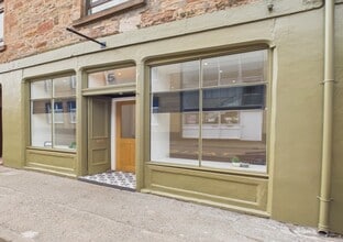 5 Tulloch St, Dingwall to rent Building Photo- Image 1 of 3