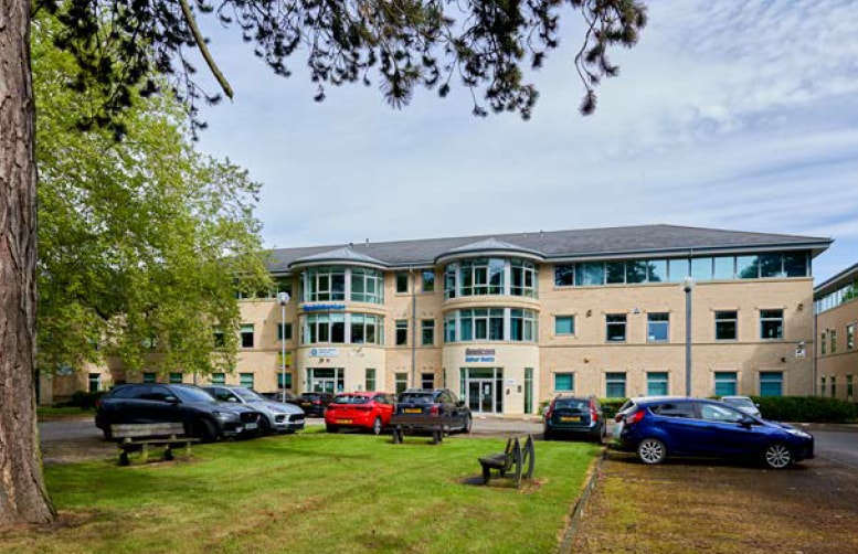 Clifton Park Av, York to rent Building Photo- Image 1 of 16