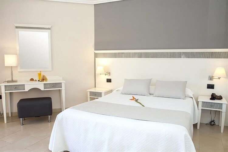 Calle Minerva, 2, Arona, Santa Cruz de Tenerife for sale - Interior Photo - Image 2 of 15