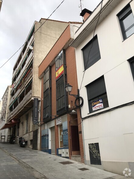 Retail in Guadalajara, Guadalajara to rent - Primary Photo - Image 1 of 2