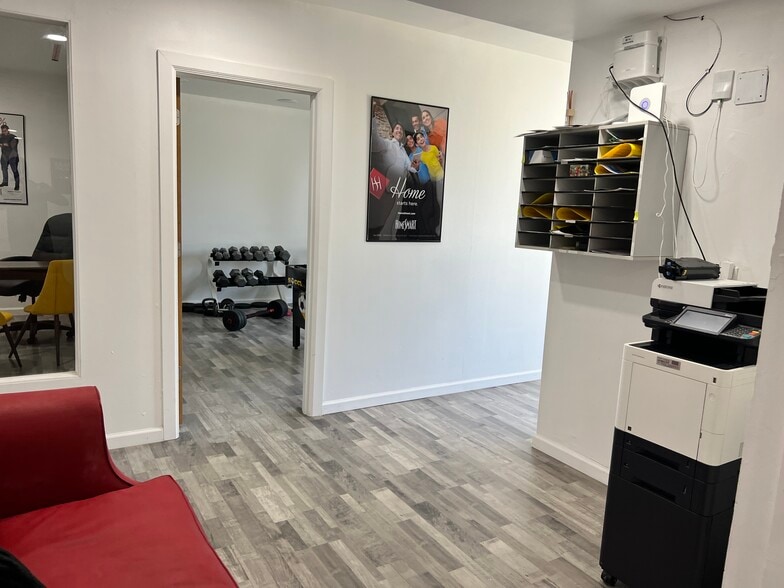 7200 S Pennsylvania Ave, Oklahoma City, OK to rent - Building Photo - Image 2 of 19