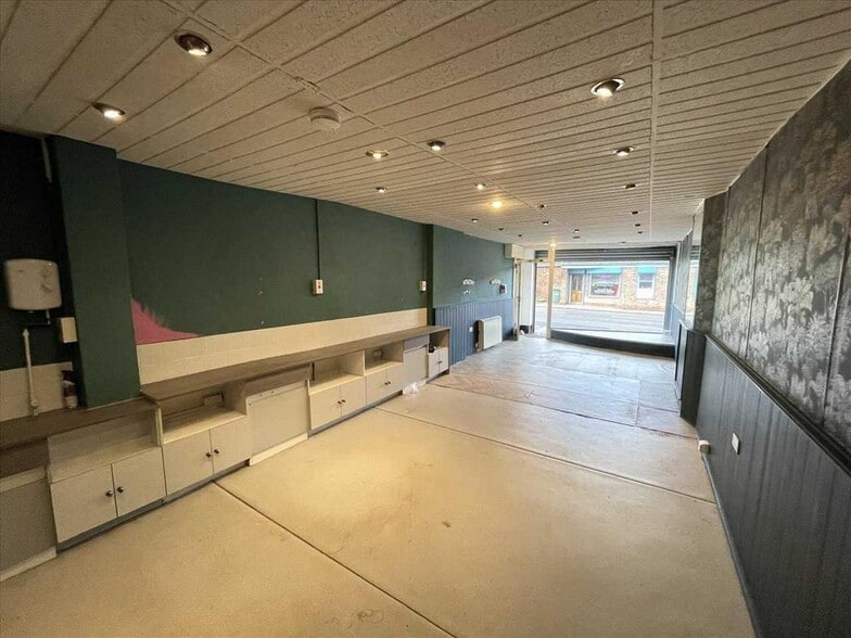 119 Mary St, Scunthorpe to rent - Interior Photo - Image 3 of 4