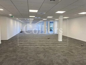 Office in Villeurbanne to rent Building Photo- Image 2 of 21