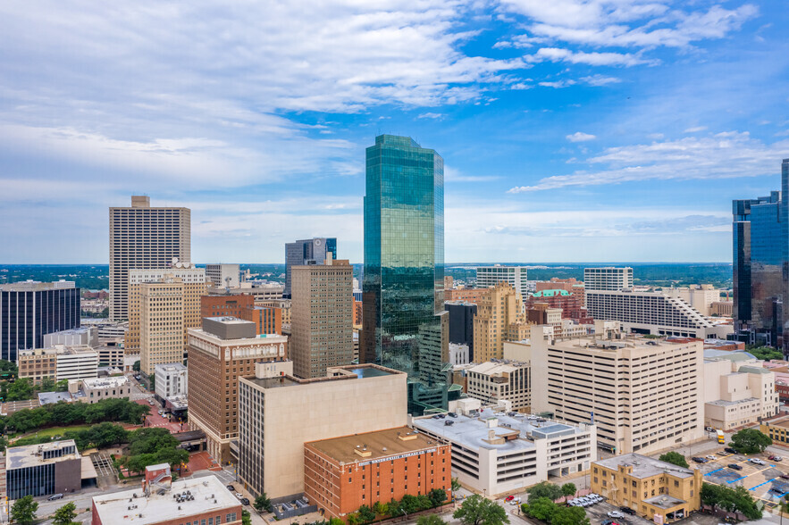 777 Main St, Fort Worth, TX for rent - Aerial - Image 2 of 5