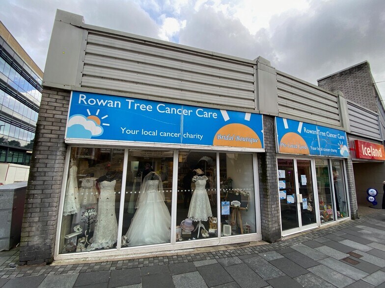 50-51 Taff St, Pontypridd to rent - Primary Photo - Image 1 of 11