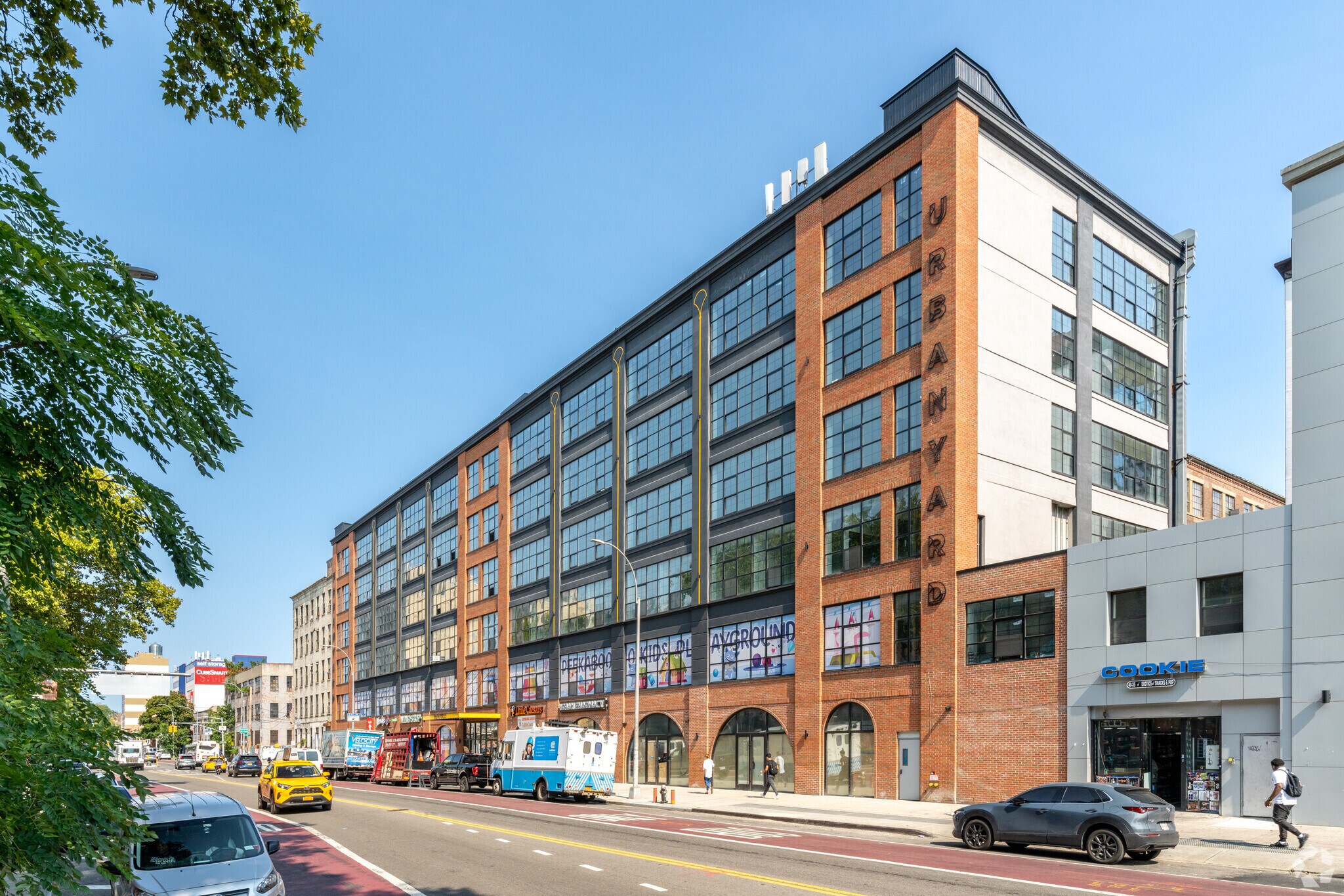 40-09 21st St, Long Island City, NY to rent Building Photo- Image 1 of 17