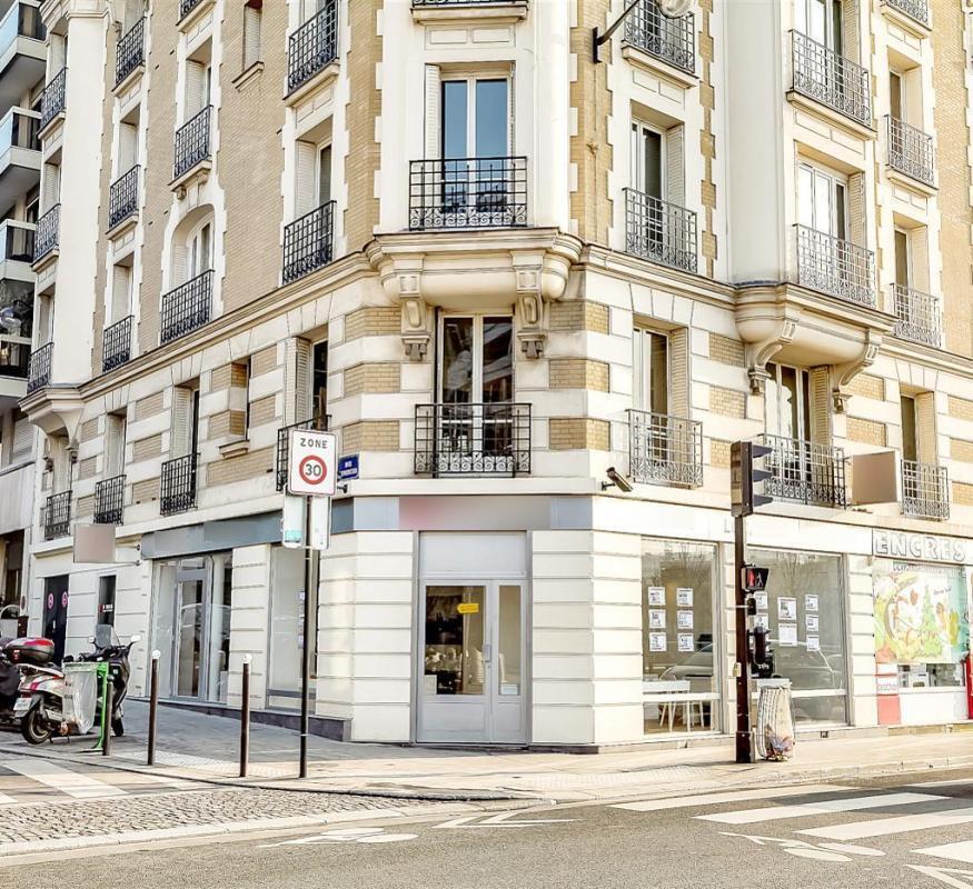 Build-to-Rent in Paris for sale Building Photo- Image 1 of 9