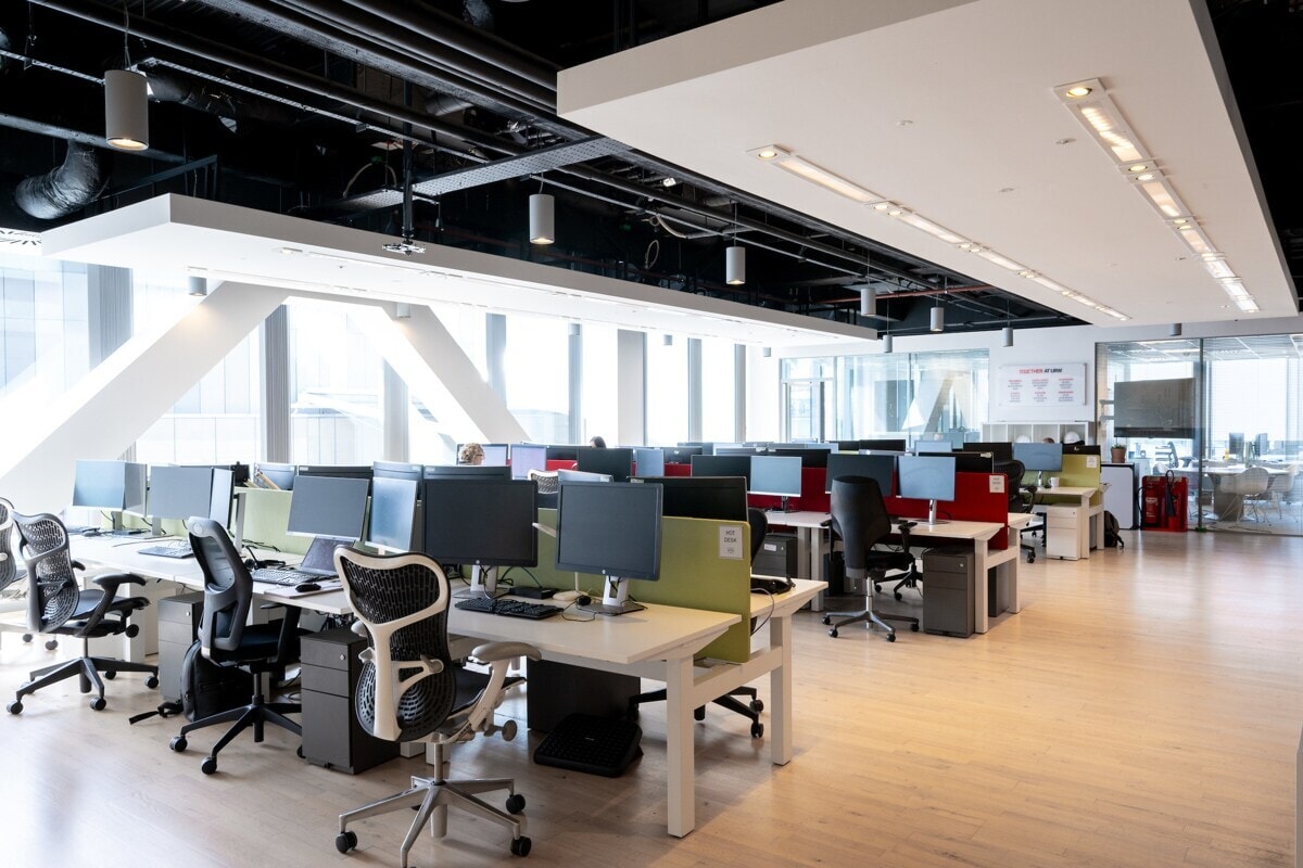 1 Stratford Pl, London to rent Interior Photo- Image 1 of 15