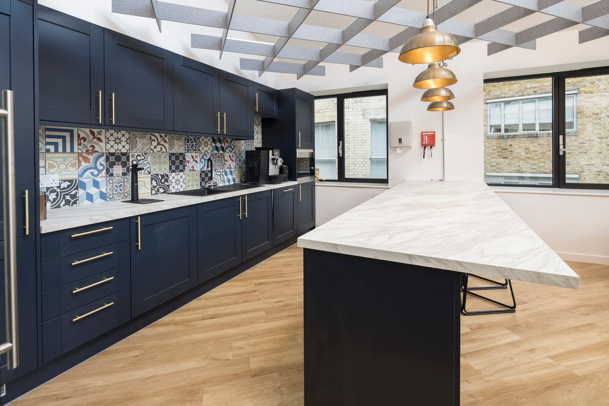 91-94 Saffron Hl, London for sale Interior Photo- Image 1 of 1