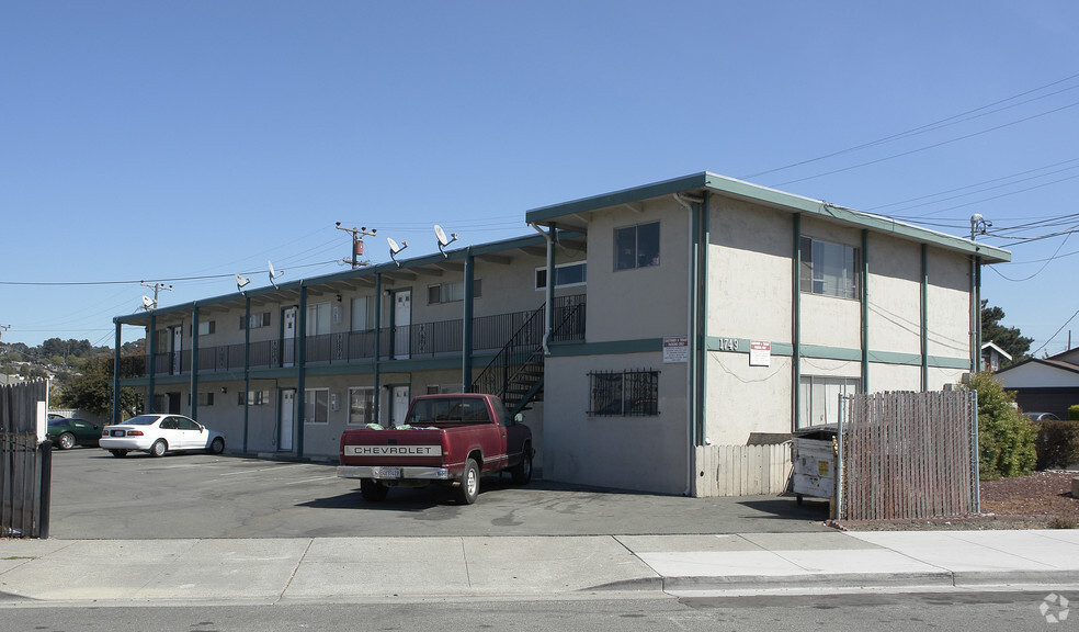 1749 Broadway Ave, San Pablo, CA for sale - Primary Photo - Image 1 of 1