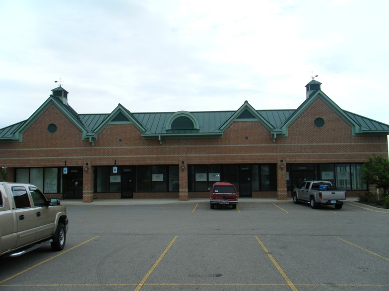 29650-29680 S Wixom Rd, Wixom, MI for rent - Building Photo - Image 2 of 5