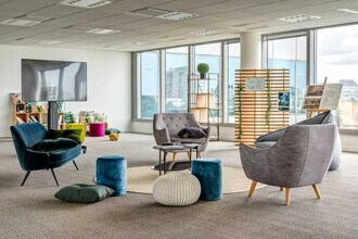 420 Rue D'Estienne D'Orves, Colombes to rent Interior Photo- Image 2 of 7