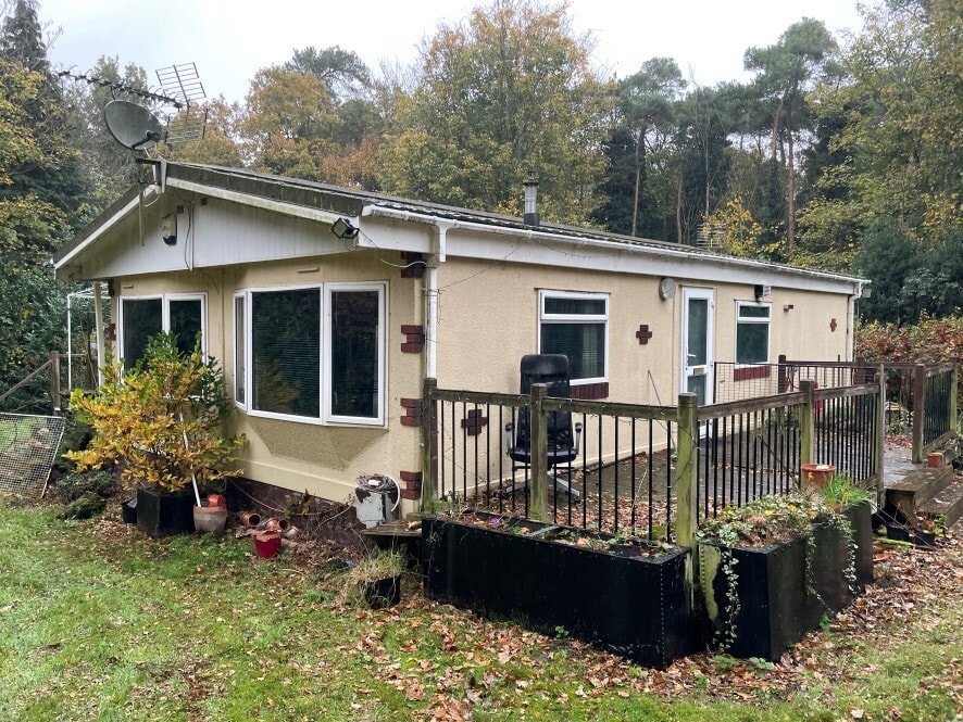 2 Letheringtons Ln, Hoveton for sale Primary Photo- Image 1 of 3