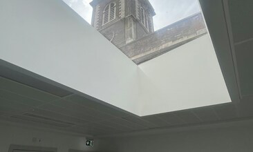 St. Botolph Row, London to rent Interior Photo- Image 2 of 2