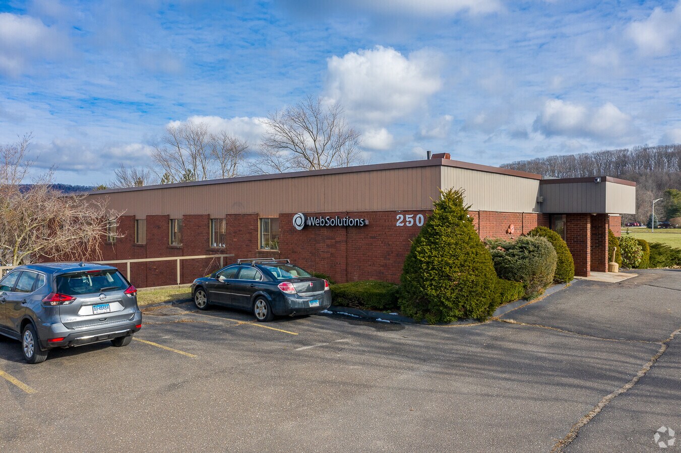 250 Pomeroy Ave, Meriden, CT 06450 UK