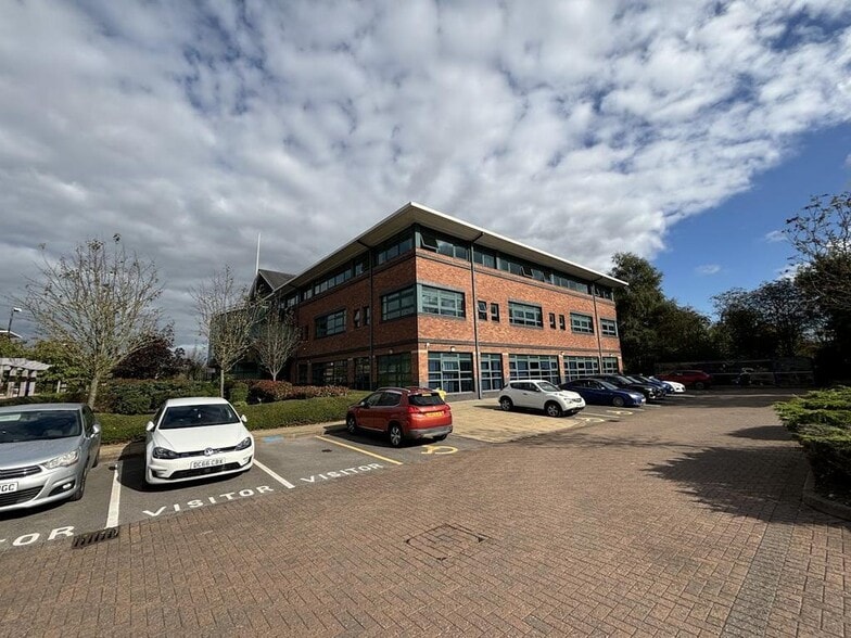 Campbell Rd, Stoke On Trent to rent - Building Photo - Image 3 of 10