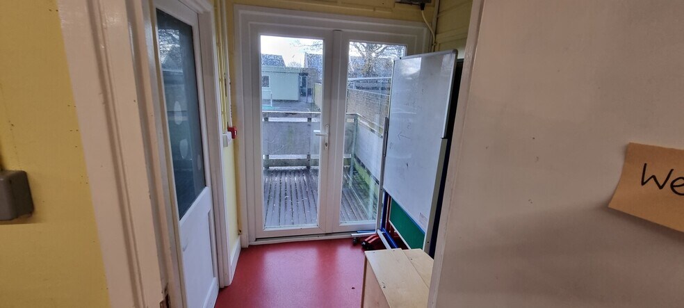 High St, Ramsgate to rent - Building Photo - Image 2 of 8