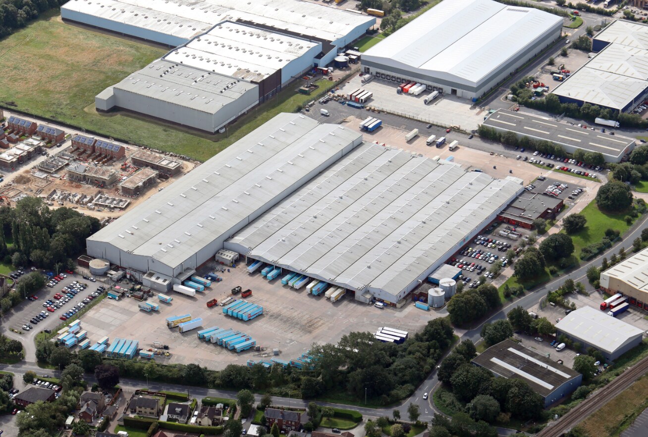 California Dr, Castleford for sale Primary Photo- Image 1 of 1