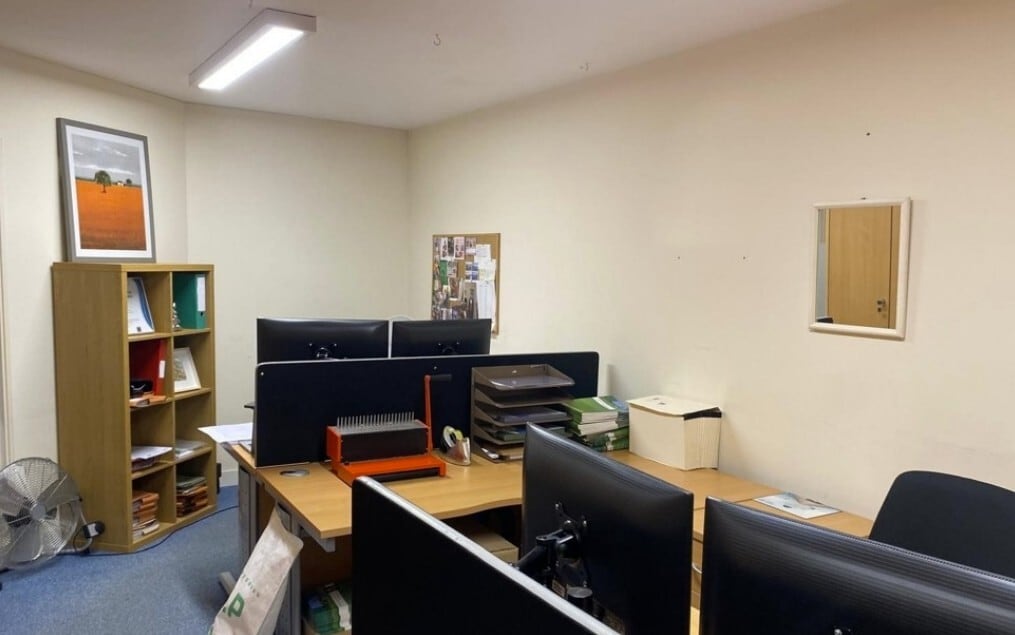Verulam Rd, St Albans, HRT AL3 4DG - Unit 1st Floor - - Interior Photo - Image 2 of 2