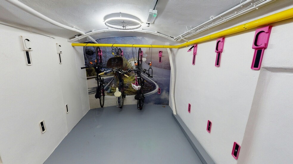 13 Austin Friars, London to rent - Building Photo - Image 1 of 28