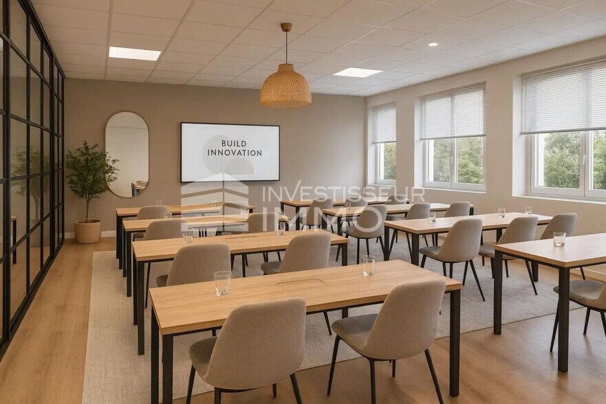 Office in Ris-Orangis to rent - Interior Photo - Image 1 of 5