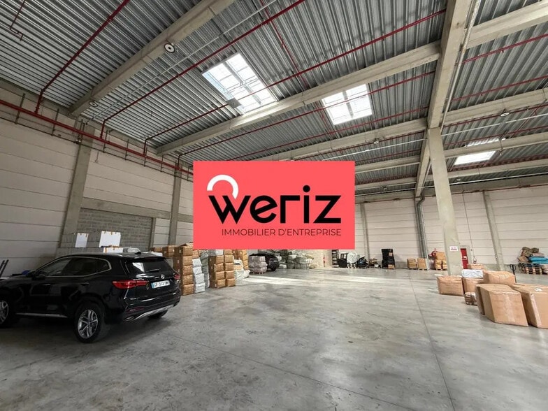 Industrial in Marseille to rent - Interior Photo - Image 3 of 10