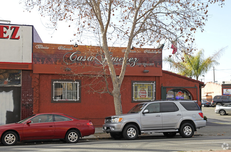 4345-4351 International Blvd, Oakland, CA for sale - Building Photo - Image 2 of 4