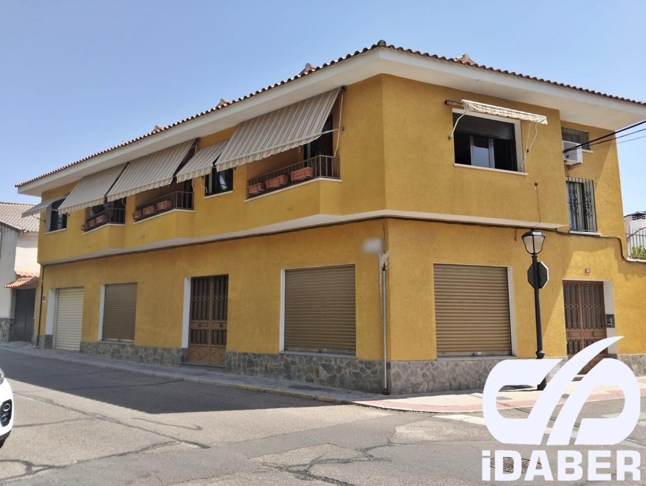 Retail in Illescas, Toledo to rent Primary Photo- Image 1 of 2