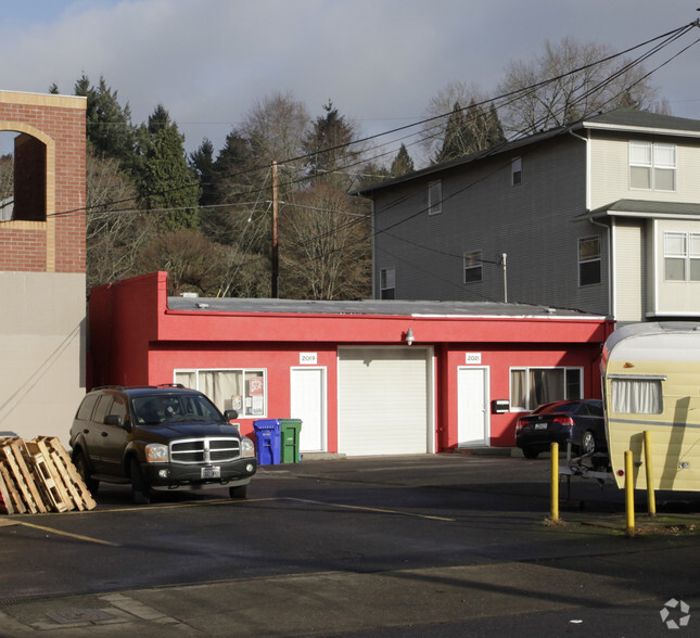 2019-2021 SE Belmont St, Portland, OR for rent - Building Photo - Image 3 of 10