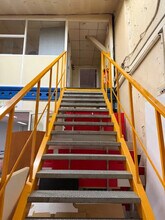 Retail in Paris to rent Interior Photo- Image 2 of 2