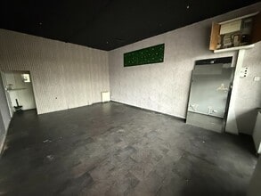 14 Central Av, Lutterworth to rent Interior Photo- Image 2 of 3