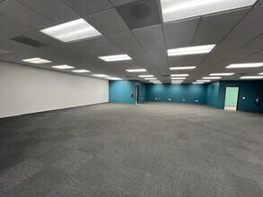 4520 Linden Creek Pky, Flint, MI to rent Interior Photo- Image 1 of 12