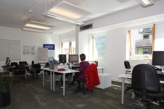 35 New England St, Brighton to rent Interior Photo- Image 1 of 4