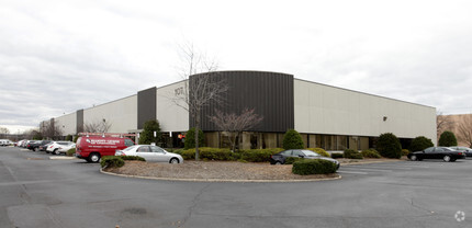 107 Corporate Blvd, South Plainfield, NJ for rent Primary Photo- Image 1 of 3